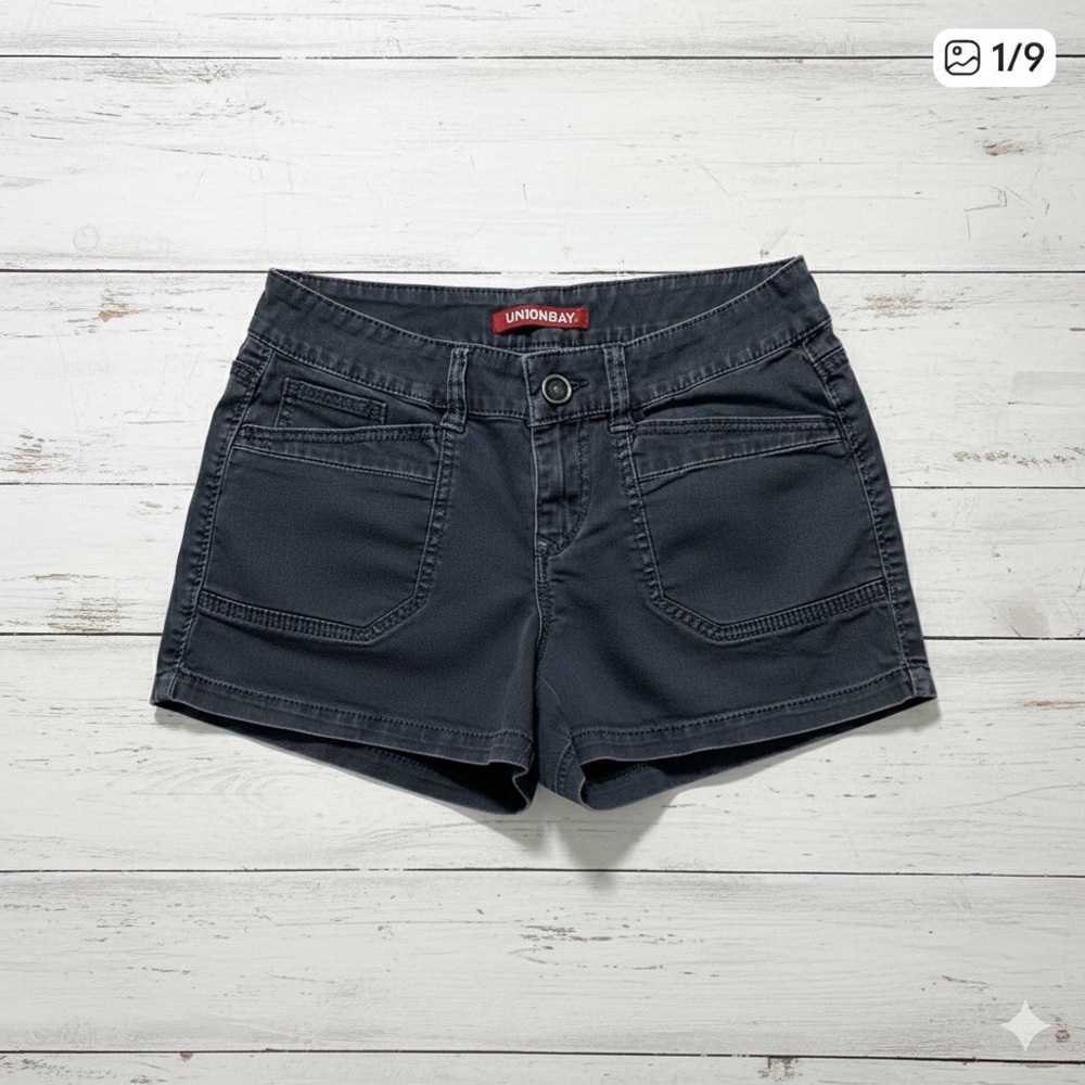 UNIONBAY Low Rise Y2K Charcoal Gray Cargo Style Shorts Cuffed Hem Juniors Size 5
